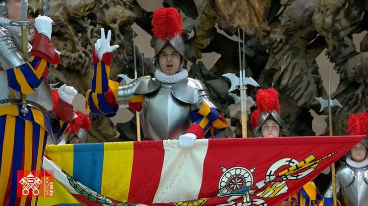 swiss-guards-welcome-36-new-recruits-soldiers-sworn-to-protect-pope