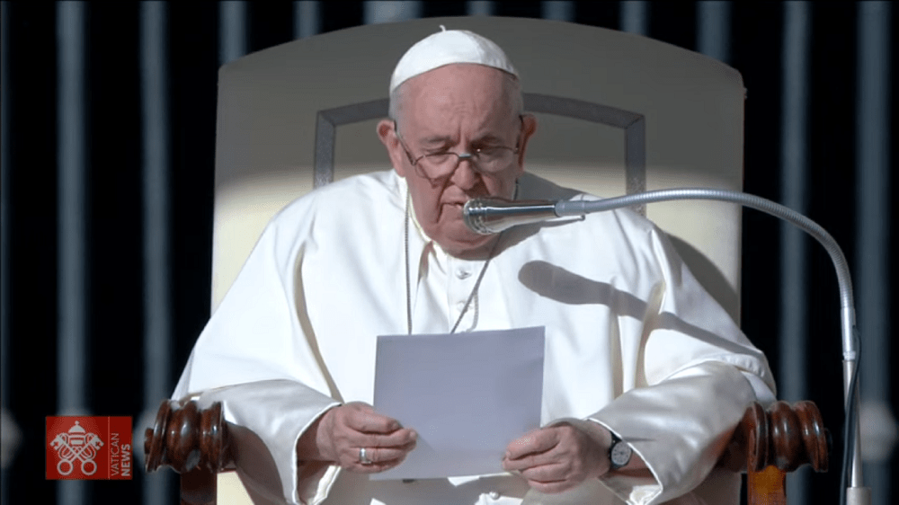 Pope at Audience: Prayer, self-knowledge enable us to grow in freedom